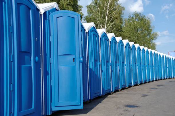 Best Affordable porta potty rental  in Urbandale, IA